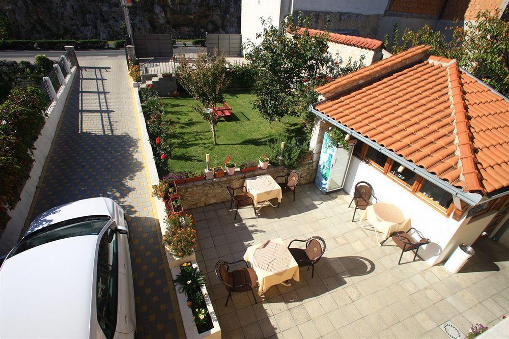 Pansion Rose Hotel Mostar Buitenkant foto