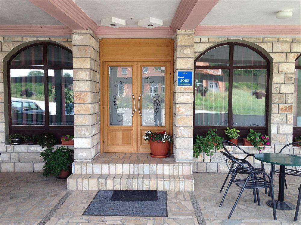 Pansion Rose Hotel Mostar Buitenkant foto