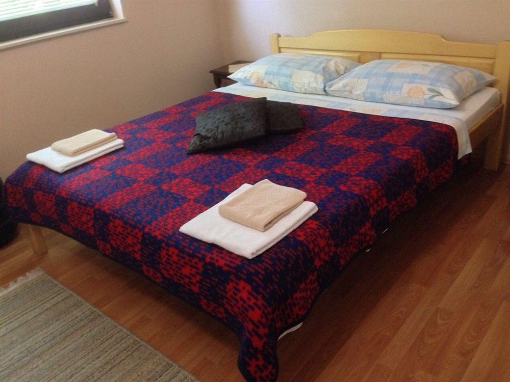 Pansion Rose Hotel Mostar Buitenkant foto