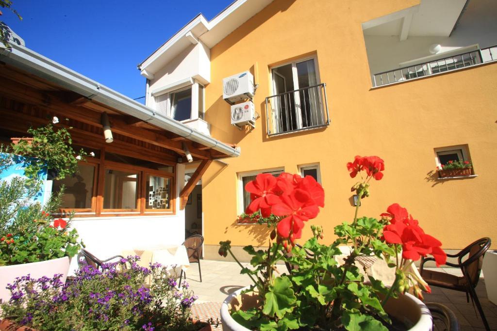 Pansion Rose Hotel Mostar Buitenkant foto